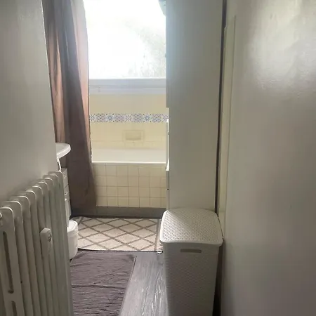 Apartment Proche Du Centre Caen