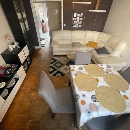 Proche Du Centre - 58 M2 Апартаменты *